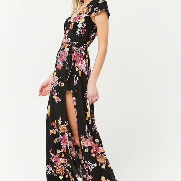 Forever 21 Contemporary Dresses & Skirts - NWT Forever 21 floral maxi romper size small